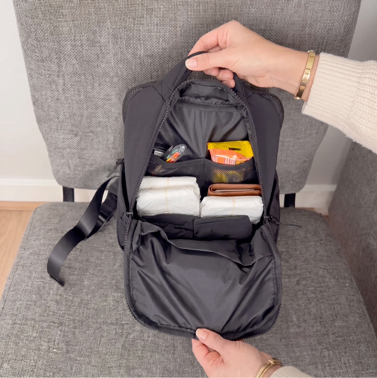 Roomi - The Roomiest Mini Backpack