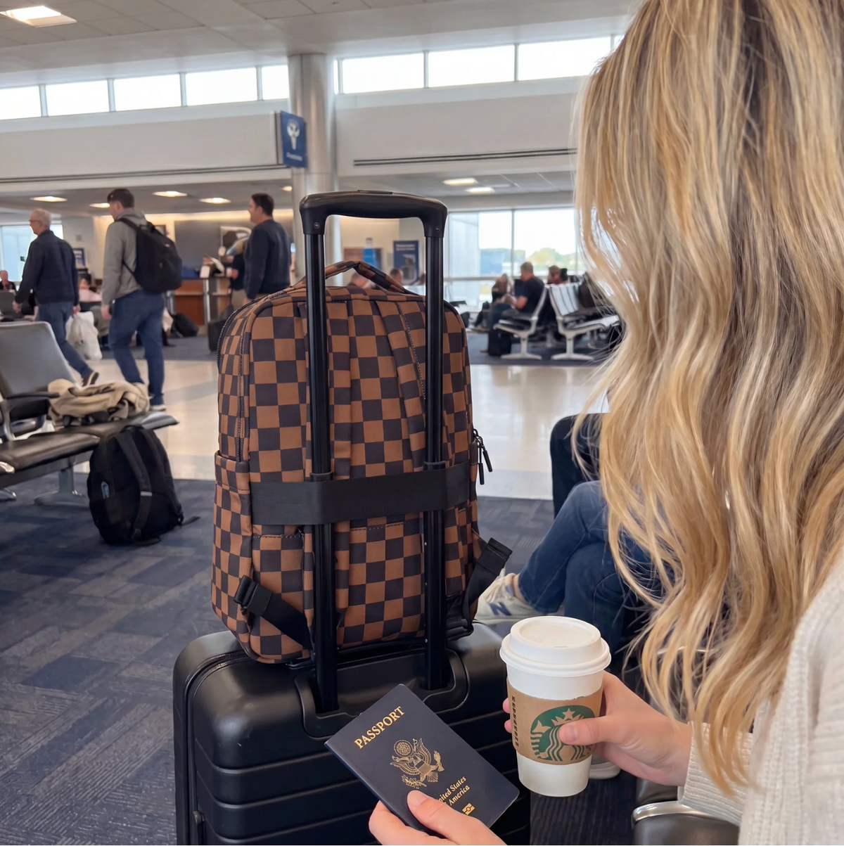 Roomi - The Roomiest Mini Backpack